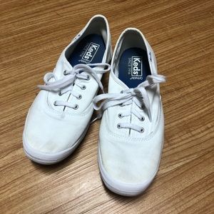 White keds
